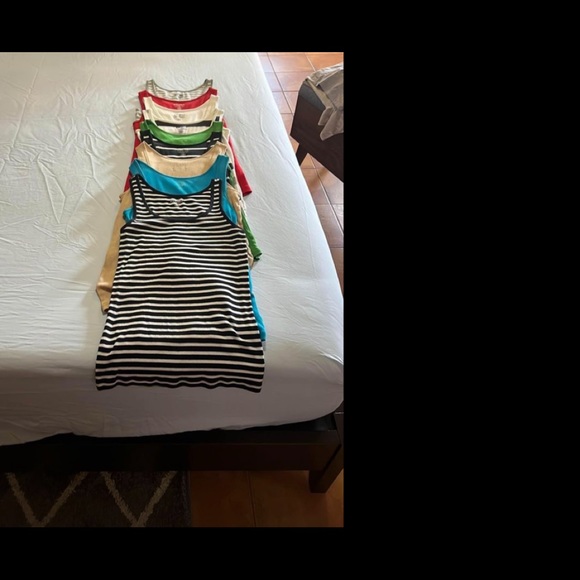 Lot of 9 OLD NAVY tanks - Picture 1 of 10